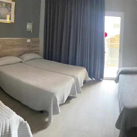 Reymar Hotel 3*